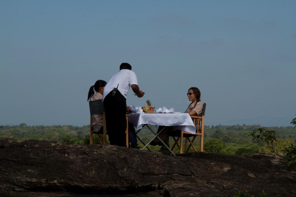 Mahoora Udawalawe - By Eco Team Hotel ภายนอก รูปภาพ